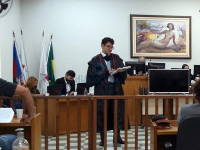 O promotor Jonas Monteiro representou o Ministério Público ao denunciar o acusado por dupla tentativa de homicídio