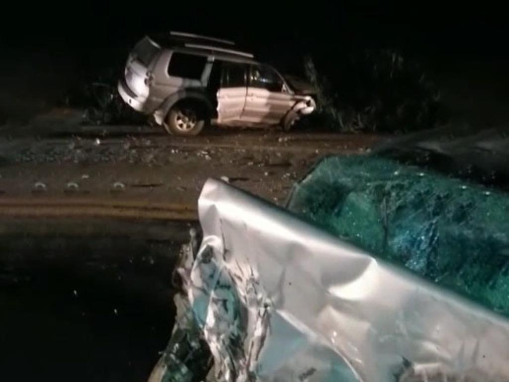 Com o impacto, condutor de Celta morreu na hora e o motorista da Pajero e dois passageiros ficaram feridos