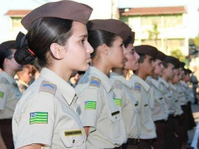 Estudantes de uma escola pública militar em Nova Andradina, Mato Grosso do Sul / Foto Divulgação