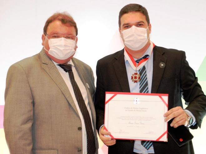 Celinho Sintrocel prestou homenagem a Bruno Farias de Souza