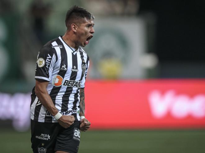 O grito de campeão pode vir na terça-feira, caso o Flamengo não vença o Ceará