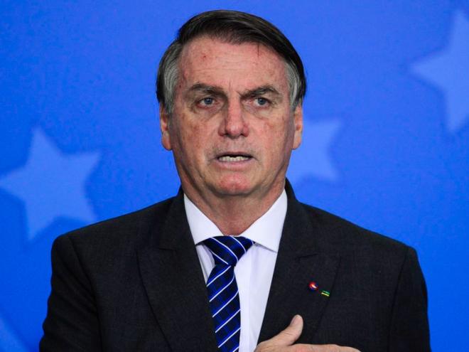 O ato de assinatura da ficha de filiação ocorreu na manhã de hoje