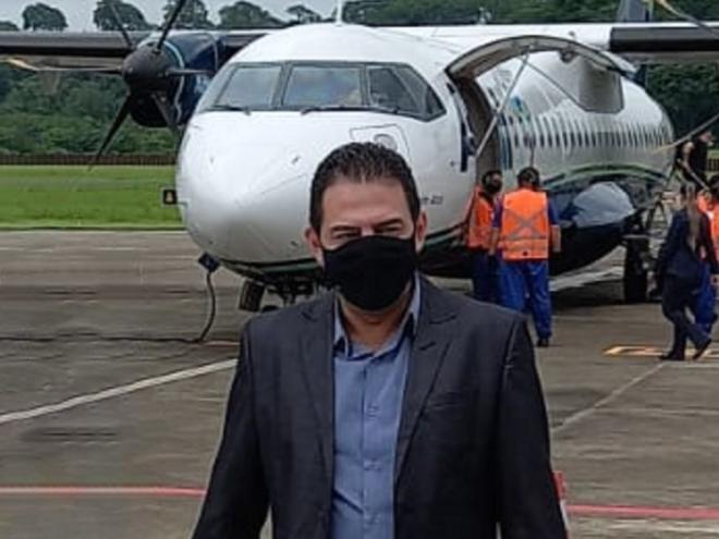 O prefeito de Santana do Paraíso, Bruno Morato, defende alternativa para acesso ao terminal 