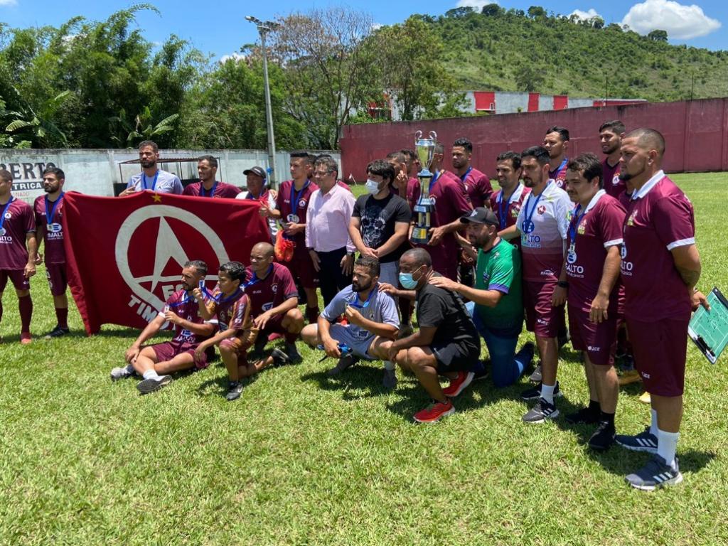 O Acesita fez uma brilhante campanha e chegou à grande final jogando de igual para igual com o Tubarão 