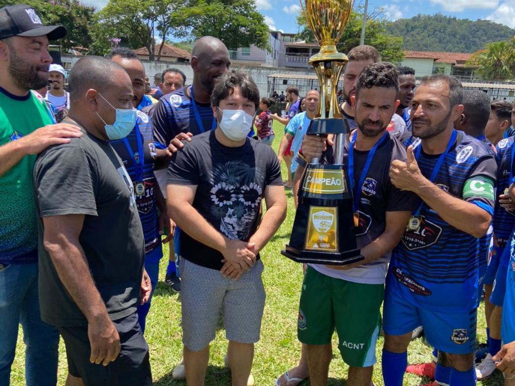 Prefeito Douglas Willkys prestigiou a final vencida pelo Tubarão