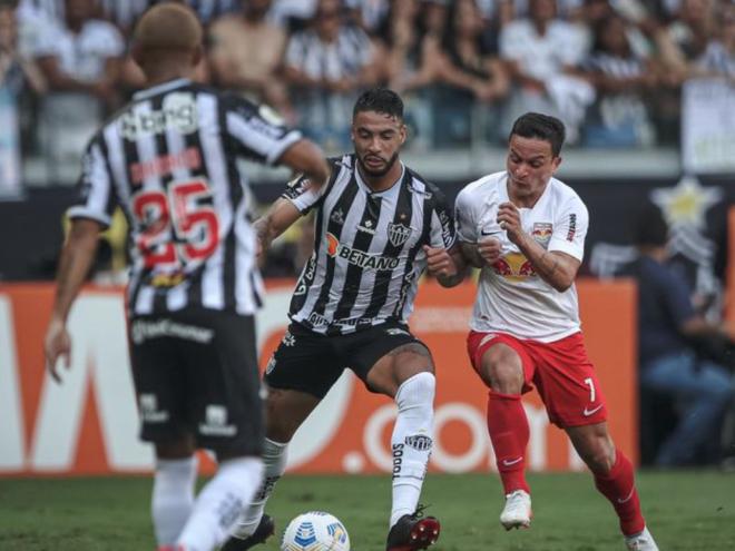 Atlético vence o Bragantino no Mineirão