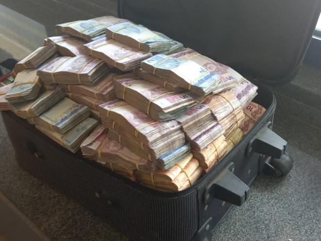 PRF prende homem de 28 anos de idade por lavagem ou ocultação de Bens, Direitos e Valores