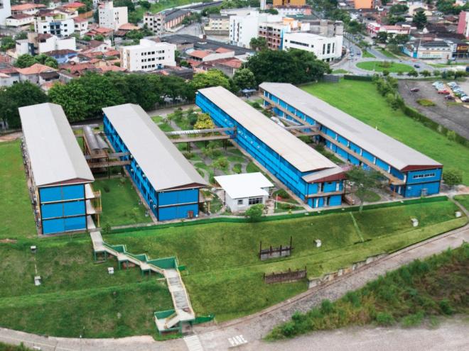O benefício é exclusivo para ingressantes da graduação, no primeiro semestre de 2022, na modalidade de ensino presencial 