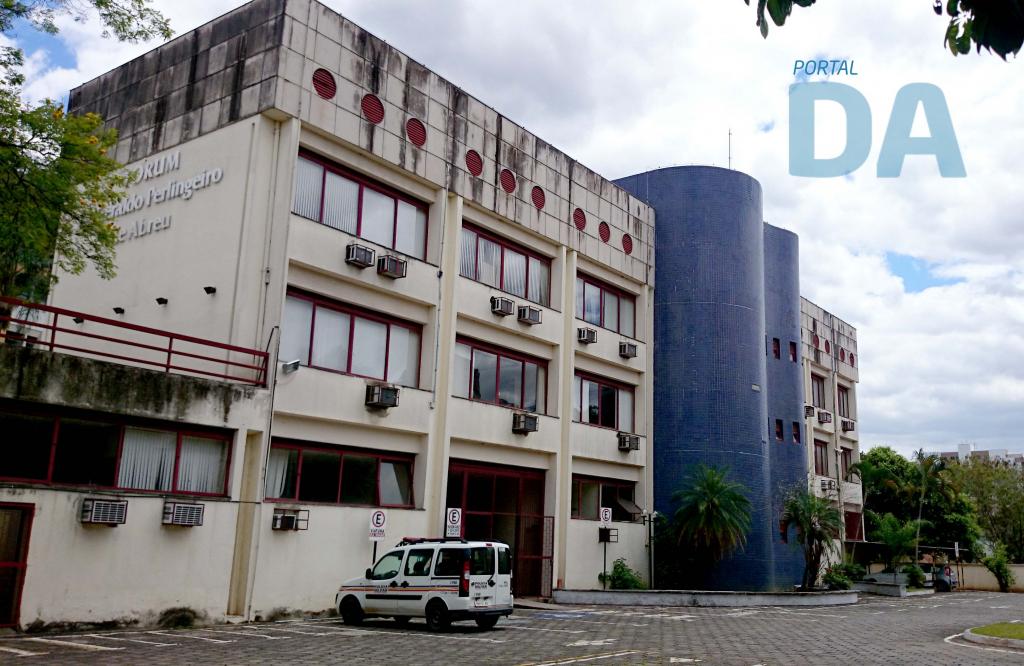 Motorista foi levado a julgamento no Fórum Geraldo Perlingeiro de Abreu, no bairro Timirim