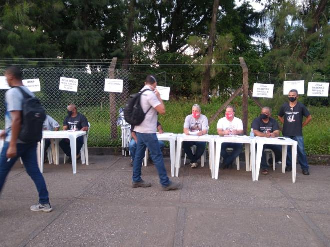 Com o resultado da assembleia, turno de 12 horas acaba nesta sexta-feira e a rotina de oito horas de trabalho será iniciada no sábado