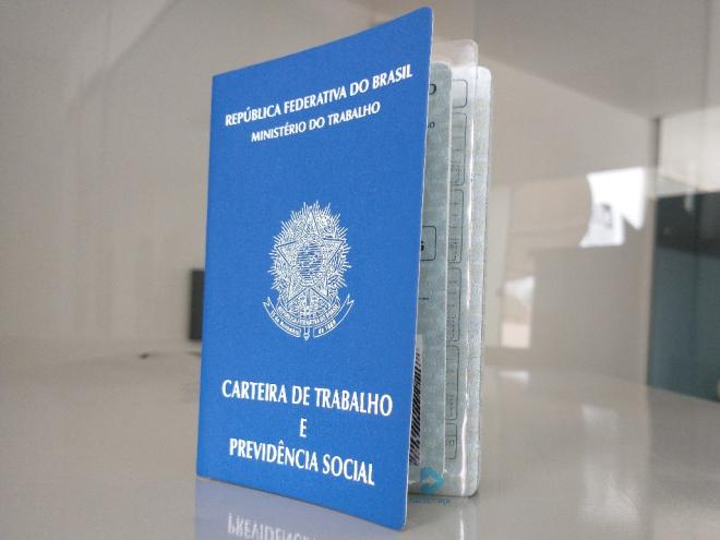 São postos de trabalho com remunerações que variam de um a mais de cinco salários mínimos 
