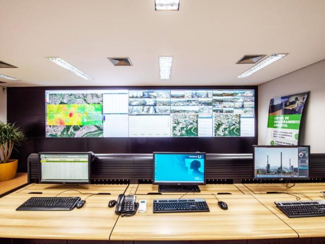 Centro de Monitoramento Ambiental Usiminas foi um dos investimentos recentes no acordo para maior controle das emissões de poluentes