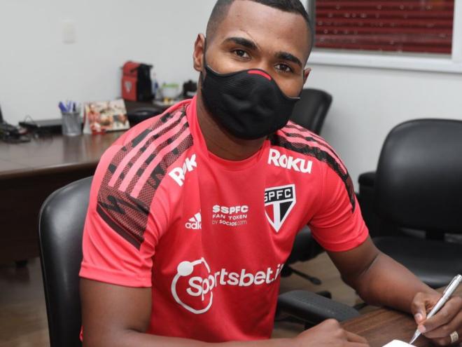 Meia foi um dos destaques do Furacão nos últimos anos