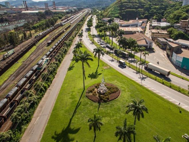 Cidade chamada de roça por participante de programa de TV tem 270 mil habitantes e parque industrial peculiar no interior de MG