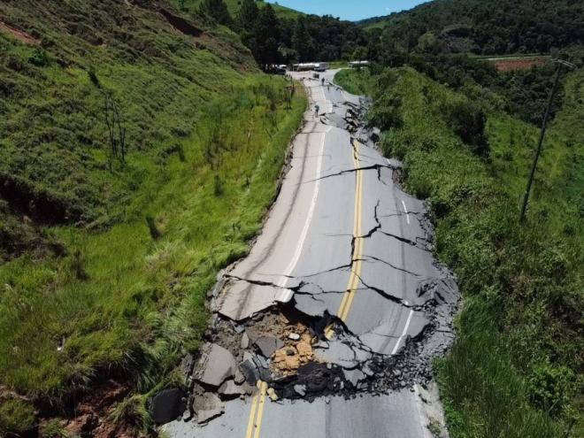 Rodovia está fechada desde o dia 14 de janeiro 