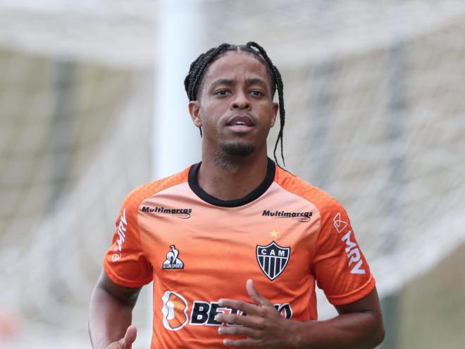 O atacante Keno está em isolamento por causa da covid-19