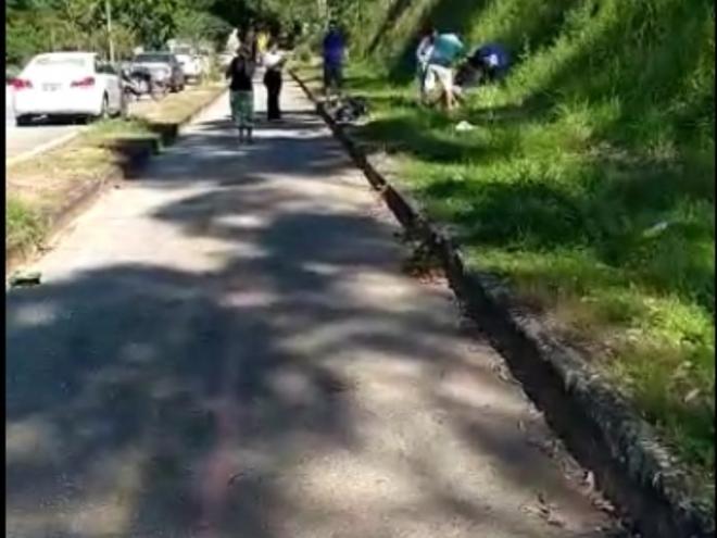 Condutor foi projeto a vários metros de distância e caiu no mato, à margem da ciclovia na descida da Usipa