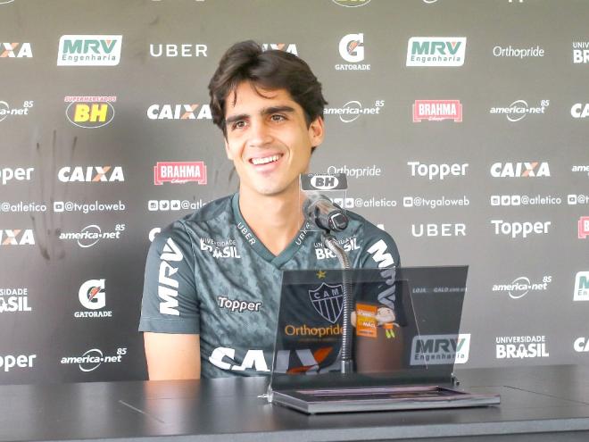 Volante está fora do Galo há dois anos e agora vai defender o time paranaense