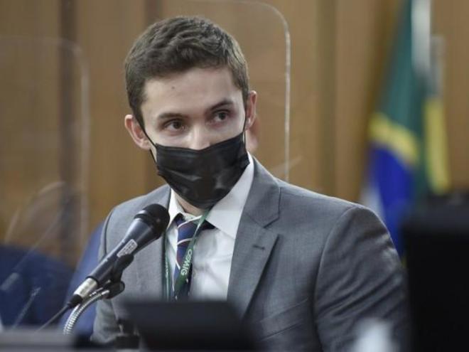 As respostas evasivas de Maurício Dall'Agnese irritaram os deputados da CPI