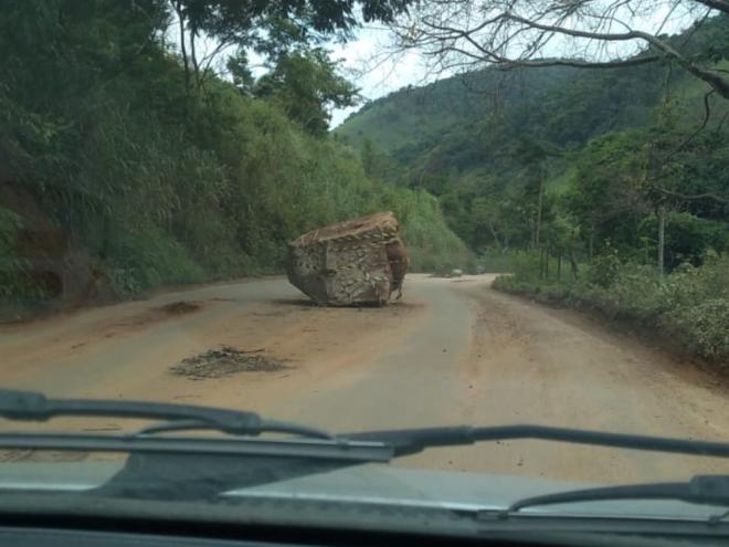 Motoristas precisam ter muita atenção no trecho para evitar acidentes 