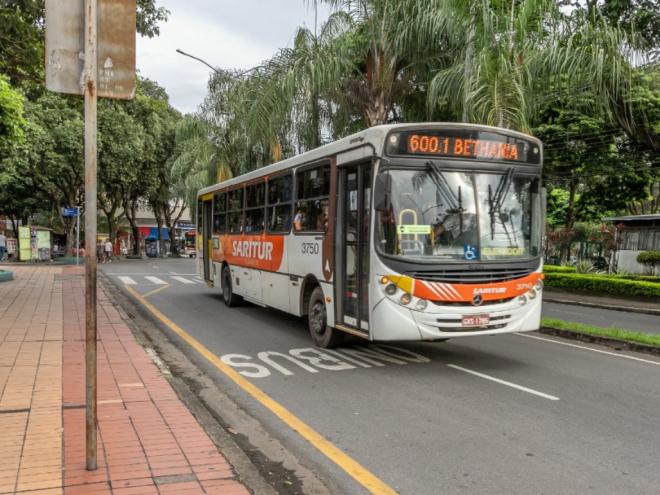 Nas próximas segunda e terça-feira as linhas vão operar com o horário de domingo; Nos demais dias, a programação será normal