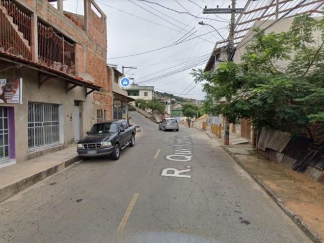 O atentado foi praticado contra uma residência localizada nesta rua no Esperança
