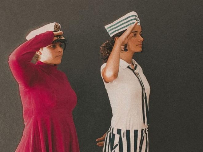 Com estética retrô, o espetáculo é ambientado nos anos 50