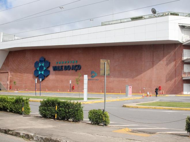 O uso de máscaras no Shopping Vale do Aço foi flexibilizado
