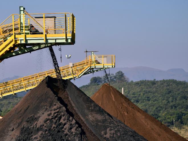 A extração mineral foi a atividade que apresentou a maior expansão no acumulado do ano (15%) 