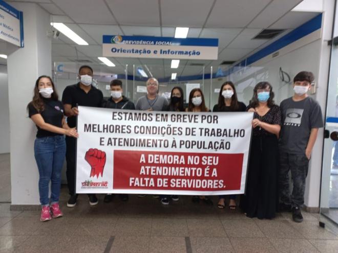 Servidores pedem realização de concurso público, reajuste salarial, dentre outros pontos 