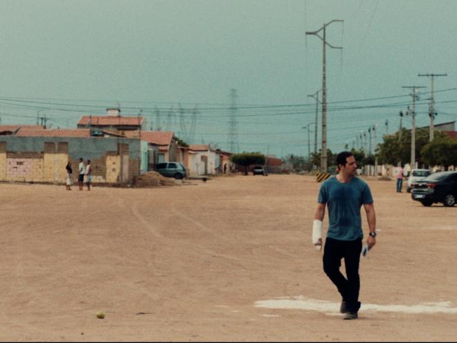 O filme representou o Brasil na disputa por uma vaga na categoria Melhor Filme Internacional no Oscar 2022