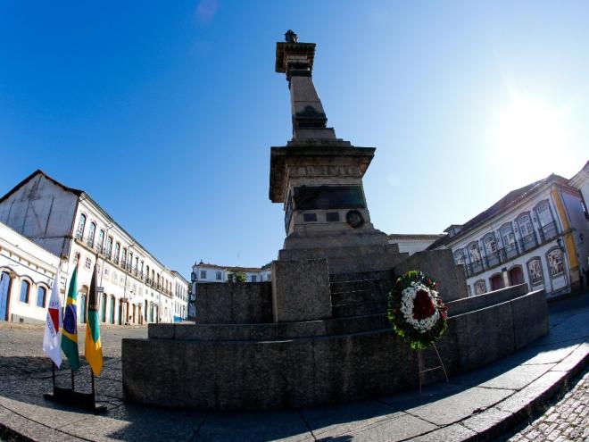 Centro de Ouro Preto sedia em todo 21 de abril celebração do Dia de Tiradentes  