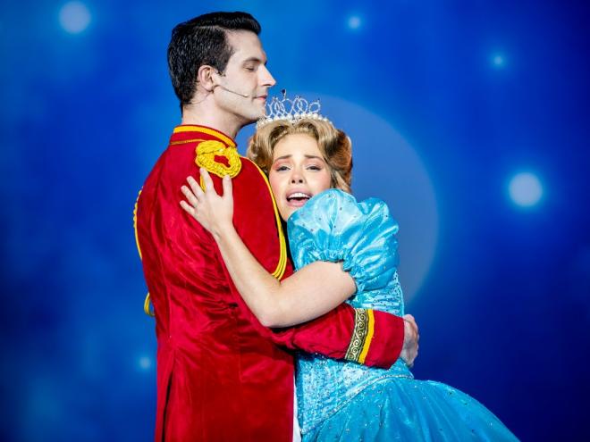 A versão brasileira estreou na Broadway em 2013 e três anos depois, no Brasil
