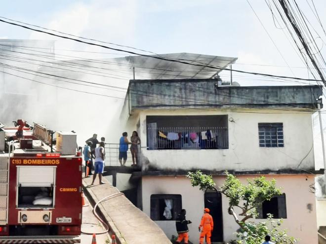 Mulher e criança foram socorridas com queimaduras graves e encaminhadas para hospital, a avó não resistiu  