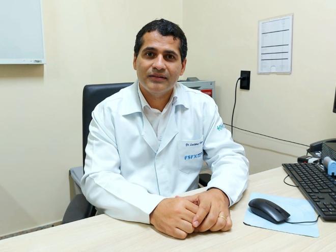 Oncologista e coordenador da Unidade de Oncologia do HMC, Luciano Viana, trabalha na pesquisa