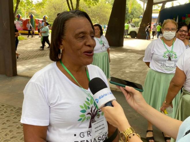 Maria Nely, que pertence ao Grupo de Idosos Renascer, ficou radiante com a retomada de festas na cidade