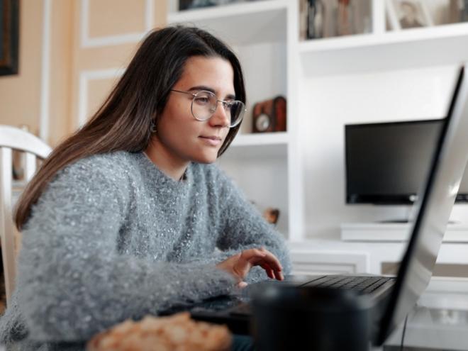 A edição de 2022 do Exame Nacional do Ensino Médio já tem data para acontecer: dias 13 e 20 de novembro; Confira como se preparar