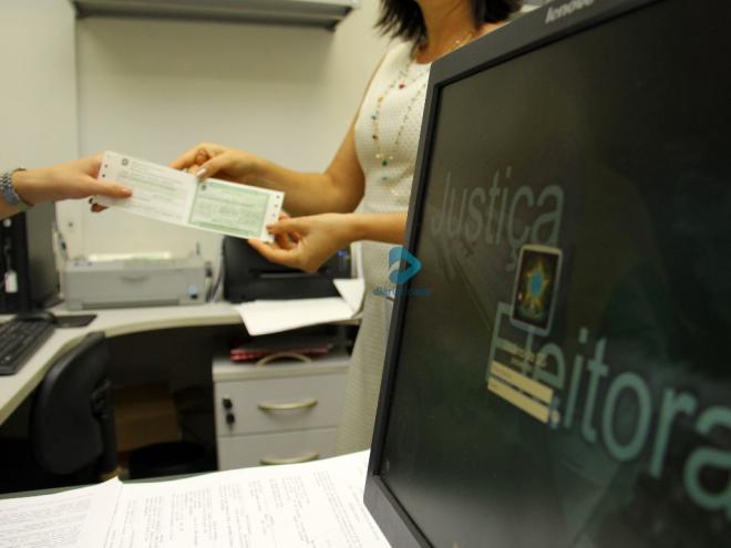 A situação atual do título pode ser conferida no portal da Justiça Eleitoral