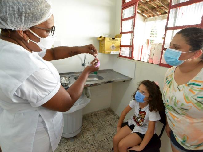 Secretaria de Saúde alerta, entretanto, que 500 mil crianças estão com a 2ª aplicação atrasada