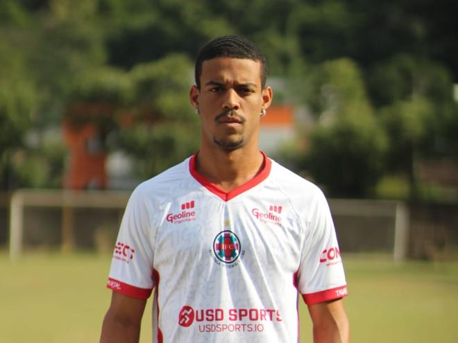O zagueiro Alex foi titular em todos os jogos do Ipatinga no Módulo B