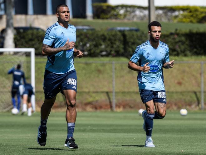 Zé Ivaldo e Jajá deverão estar entre os titulares hoje
