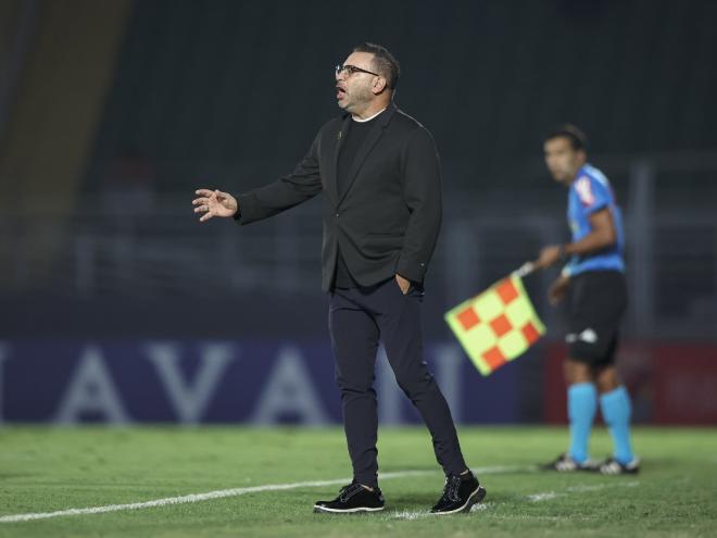 Antonio Mohamed se diz tranquilo com o respaldo da direção do clube