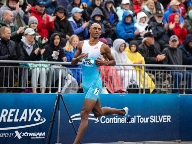 Atleta brasileiro subiu no ranking após vencer a prova dos 400 metros com barreiras, em Doha 