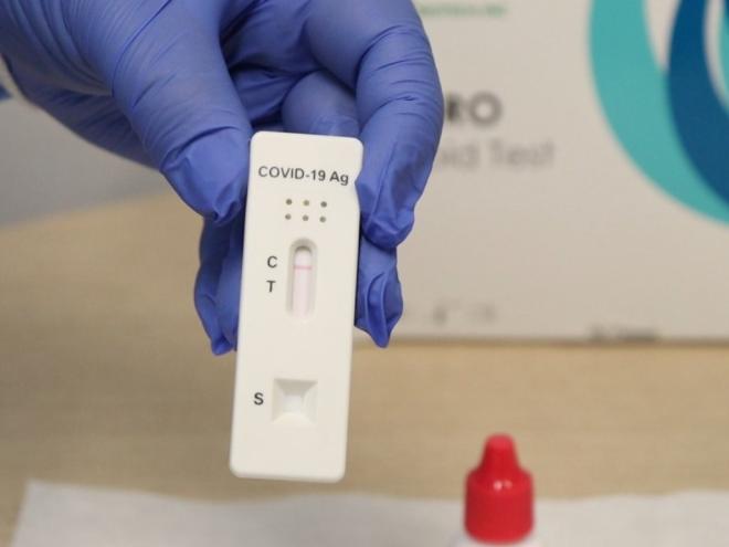 O intuito é que o próprio paciente possa realizar a coleta de material