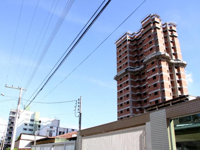 Mercado da construção civil está aquecido, segundo construtor e dirigente