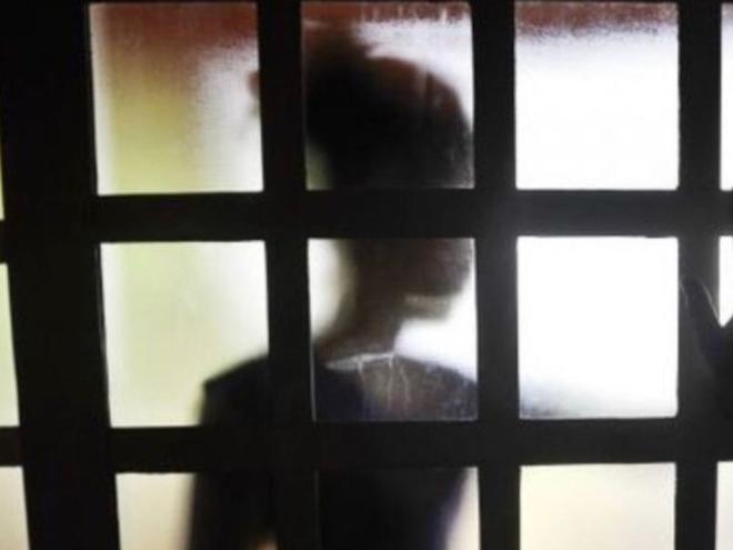 A matéria promoveu alterações no Código Penal e passou a considerar Lei Maria da Penha como referência 