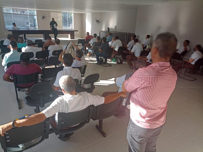 Decisão da greve a partir da madrugada desta quarta-feira  foi tomada em assembleia realizada hoje; trabalhadores do setor estão em estado de greve desde o dia 2/5