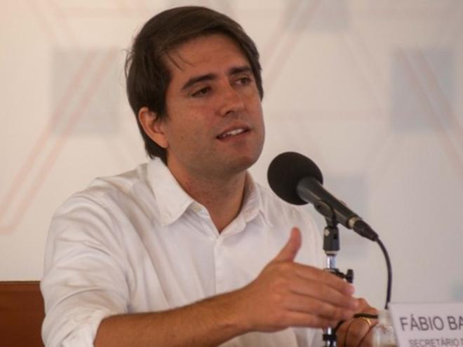 Esquema vacinal completo é a forma mais eficaz de restringir a circulação do vírus; 540 mil crianças não tomaram a segunda dose