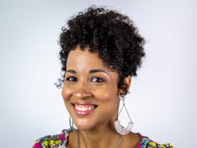 Luana Costa é formada há 19 anos em Publicidade e Propaganda, é copywriter e social media