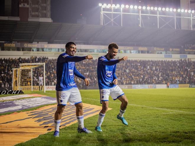 Raposa bateu o Criciúma por 1 a 0, fora de casa
